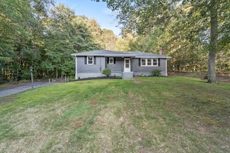 27 Woodland Dr, Salem, CT 06420