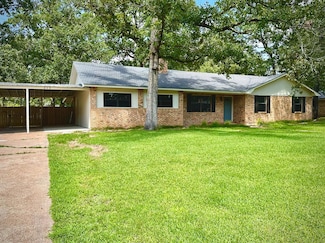 213 Crosstimbers St, Lufkin, TX 75904