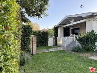 815 N Hobart Blvd, Los Angeles, CA 90029