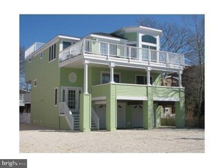 3 W 25th St, Barnegat Light, NJ 08006