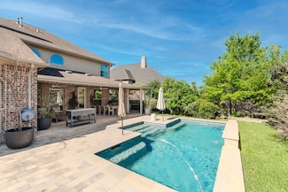 18 Devon Dale Dr, Tomball, TX 77375