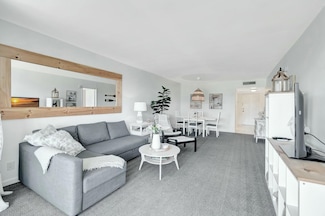 2601 S Course Dr Unit 403, Pompano Beach, FL 33069