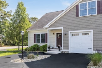 637 Gifford St Unit 4A, Falmouth, MA 02540