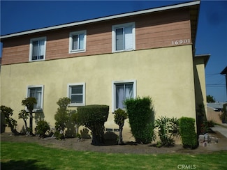 16901 Crenshaw Blvd Unit 3, Torrance, CA 90504