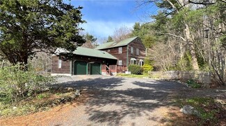 380 Lewis Farm Rd, Greene, RI 02827