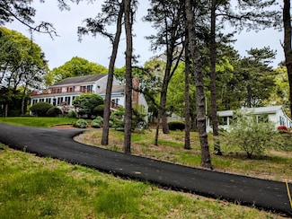 64 Old Fish House Rd, South Dennis, MA 02660