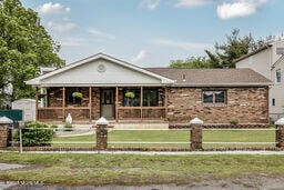 3817 Herbertsville Rd, Point Pleasant Boro, NJ 08742