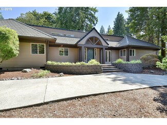 68286 E Twinberry Loop, Welches, OR 97067