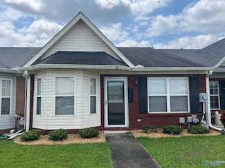 3241 Fieldstone Dr SW, Decatur, AL 35603