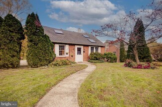 1140 Grovania Ave, Abington, PA 19001