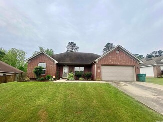 2213 Henry Ave, Bryant, AR 72022
