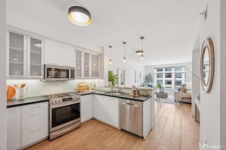 170 King St Unit 1006, San Francisco, CA 94107