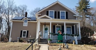 21 Highland Ave, Monson, MA 01057