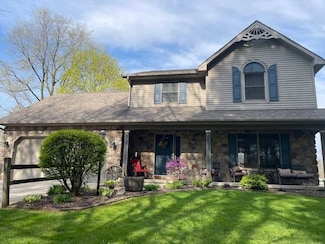 806 E Waterford St, Wakarusa, IN 46573