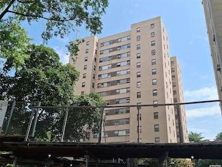 6 Fordham Hill Oval Unit 2G, Bronx, NY 10468