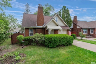 2036 40th St, Rock Island, IL 61201
