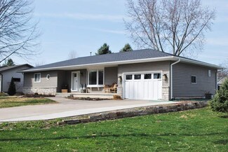 421 Union St, Green Lake, WI 54941