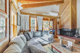 5121 Gold Bend Unit 1, Truckee, CA 96161