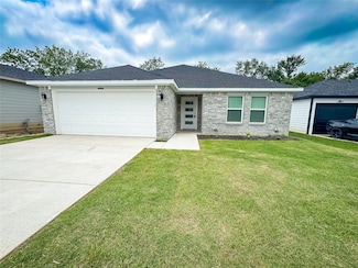 609 E 14th Ave, Corsicana, TX 75110