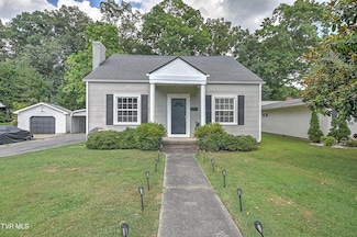 1432 Valley St, Kingsport, TN 37660