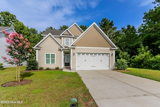1202 Woods Ct, Morehead City, NC 28557