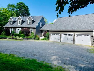 381 Mann Hill Rd, Holden, ME 04429