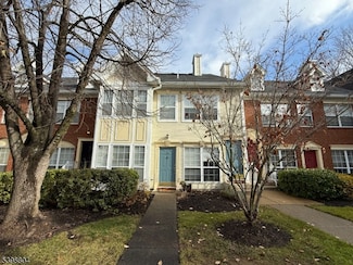 15 Heritage Ct, Towaco, NJ 07082