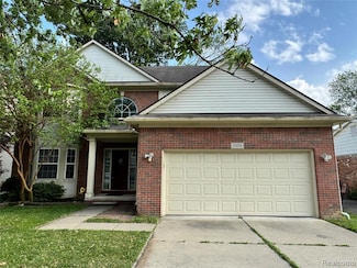 1058 Arthur Dr, Troy, MI 48083