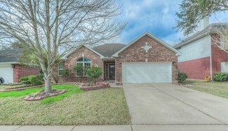 922 Portsmouth Dr, Pearland, TX 77584