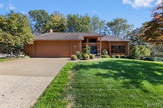 2932 Bella Vista Dr, Cape Girardeau, MO 63701