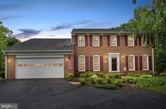 9909 Marquand Dr, Burke, VA 22015