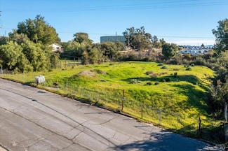 800 E 7th St, Benicia, CA 94510