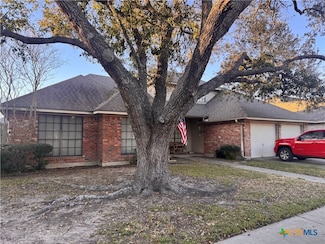 304 Dunbar Dr, Victoria, TX 77904