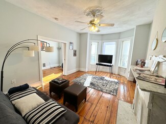 94 Mt Pleasant Ave Unit 2, Boston, MA 02119