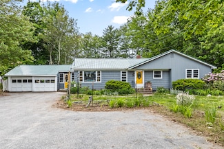 153 Shaker Rd, Gray, ME 04039
