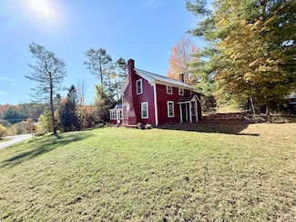 9 Charles St, Redford, NY 12978