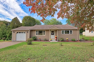 1114 Fienemann Rd, Farmington, CT 06032