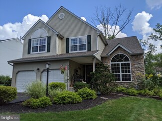 512 Ash Ct, Telford, PA 18969