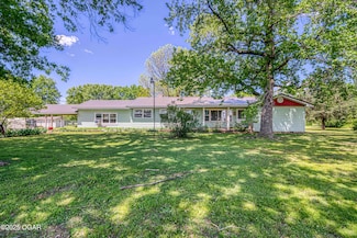 6660 SE 70th St, Riverton, KS 66770