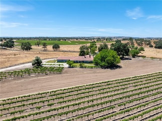 5275 Camp 8 Rd, Paso Robles, CA 93446