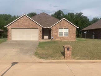 703 Methodist Ave, Perkins, OK 74059