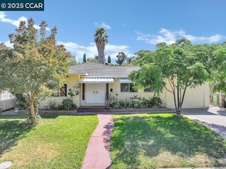 80 Water St, Bay Point, CA 94565