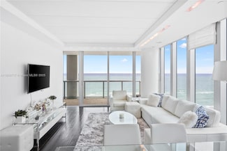 6799 Collins Ave Unit 1005, Miami Beach, FL 33141