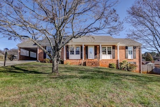 124 Springvale Dr, Lynchburg, VA 24502