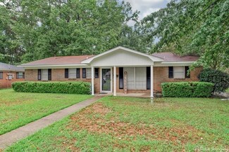 109 Hackett Dr, Minden, LA 71055