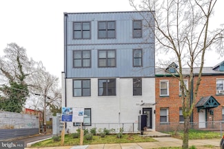 1019 17th Place NE Unit 1, Washington, DC 20002