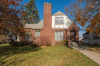 2808 Victory Memorial Dr, Minneapolis, MN 55412