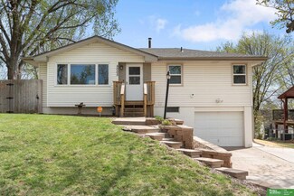 5005 Trail Creek Ave, Omaha, NE 68157