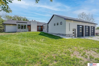6250 S 112th St, Lincoln, NE 68526