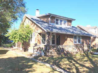 2104 Elim Ave, Zion, IL 60099